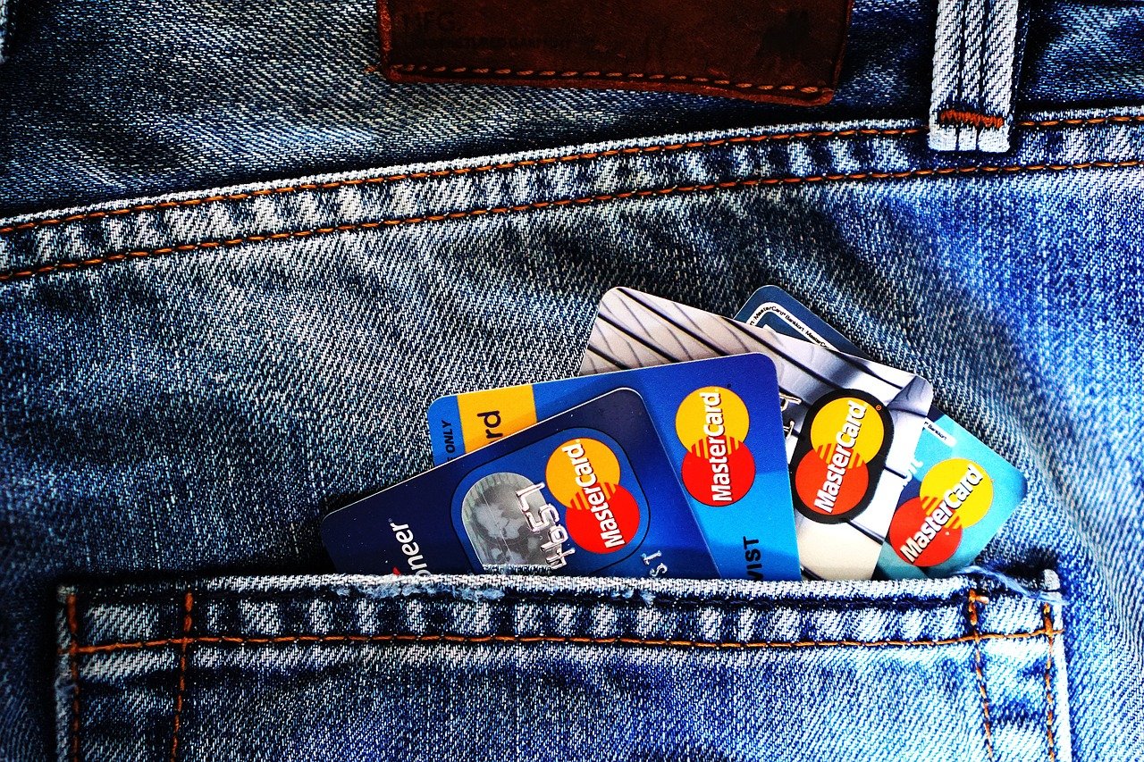 Best 0% APR Credit Cards for 2024: Save on Interest and Maximize Rewards