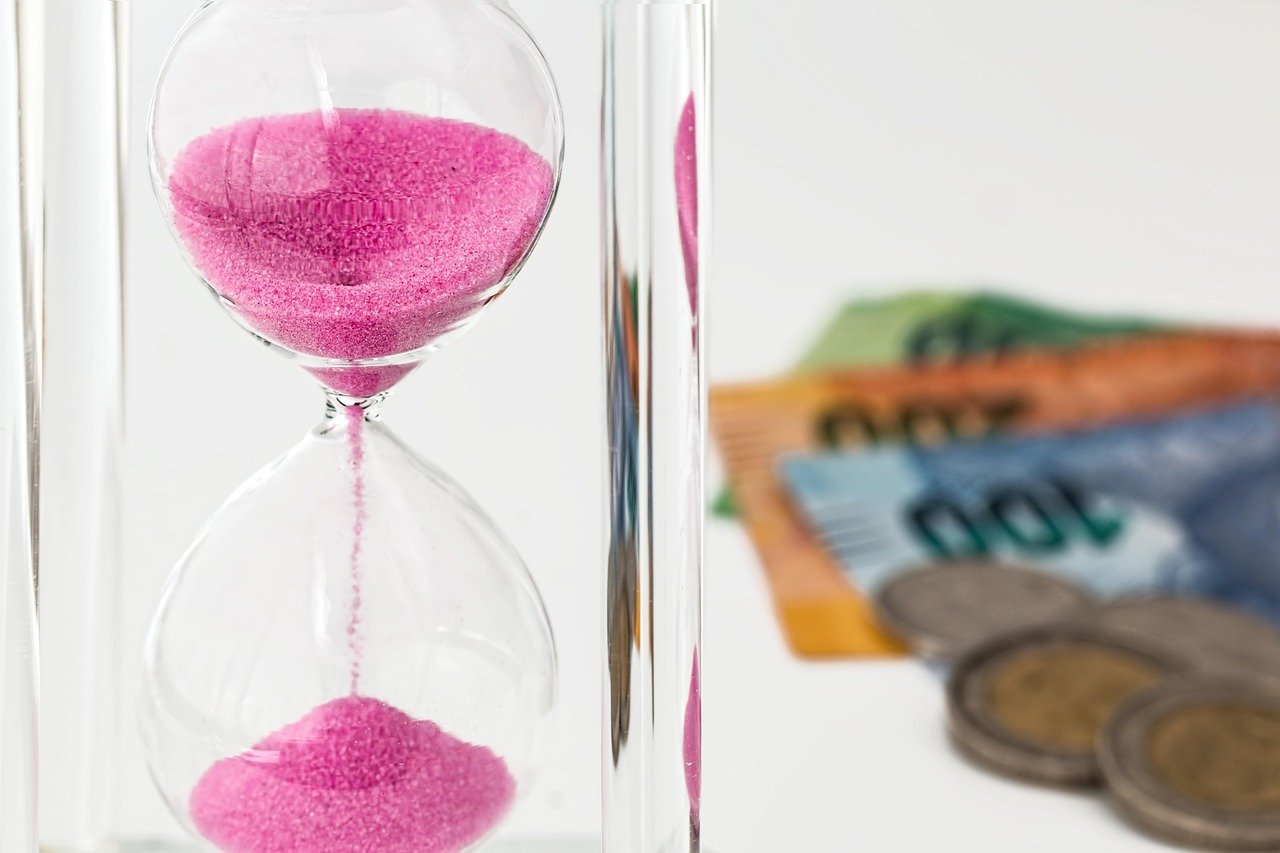 Smart Investing Strategies for Beginners: How to Grow Your Wealth in 2024